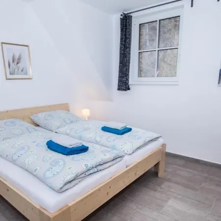 Ferienhaeuser Ilsestein Doppelhaus, 100 Qm, 3 Schlafzimmer *
