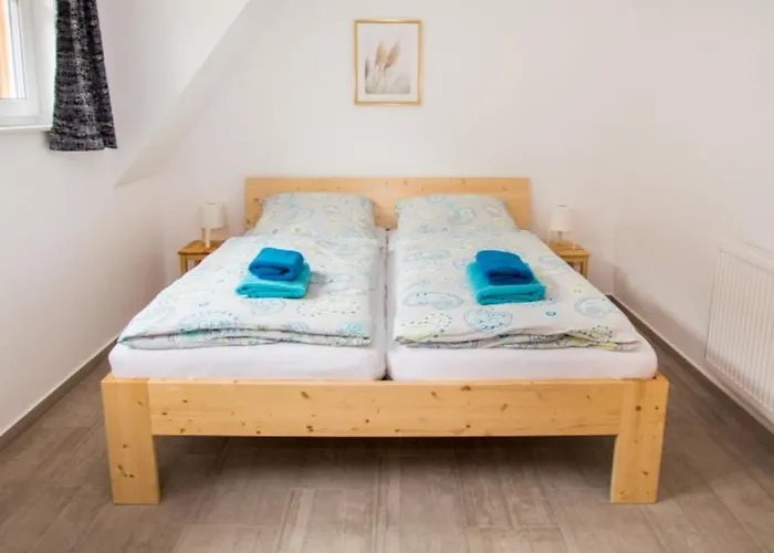 Ferienhaeuser Ilsestein Doppelhaus, 100 Qm, 3 Schlafzimmer 펜션 *