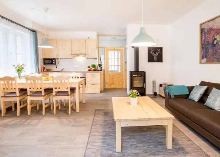 Ferienhaeuser Ilsestein Doppelhaus, 100 Qm, 3 Schlafzimmer 펜션 *